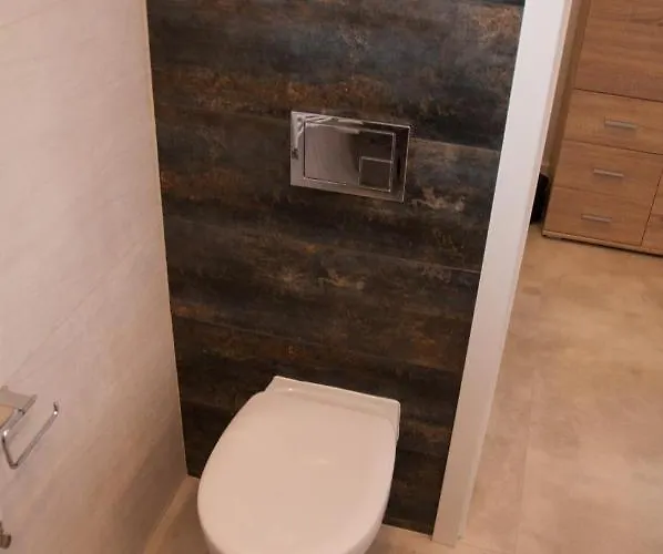 Hotel Sloneczna Osada Domki *