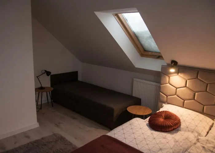 Sloneczna Osada Domki Hotel *